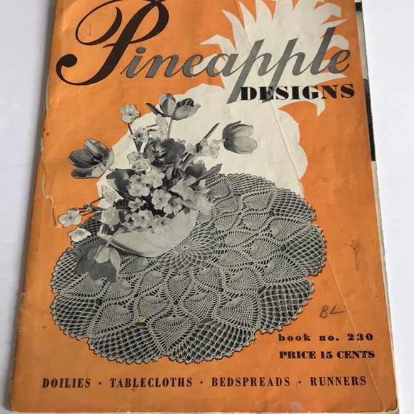 Collection of Vintage Crochet Doilie Booklets - Picture 4 of 7